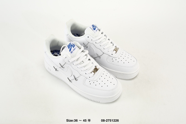 ナイキ靴着用イメージ